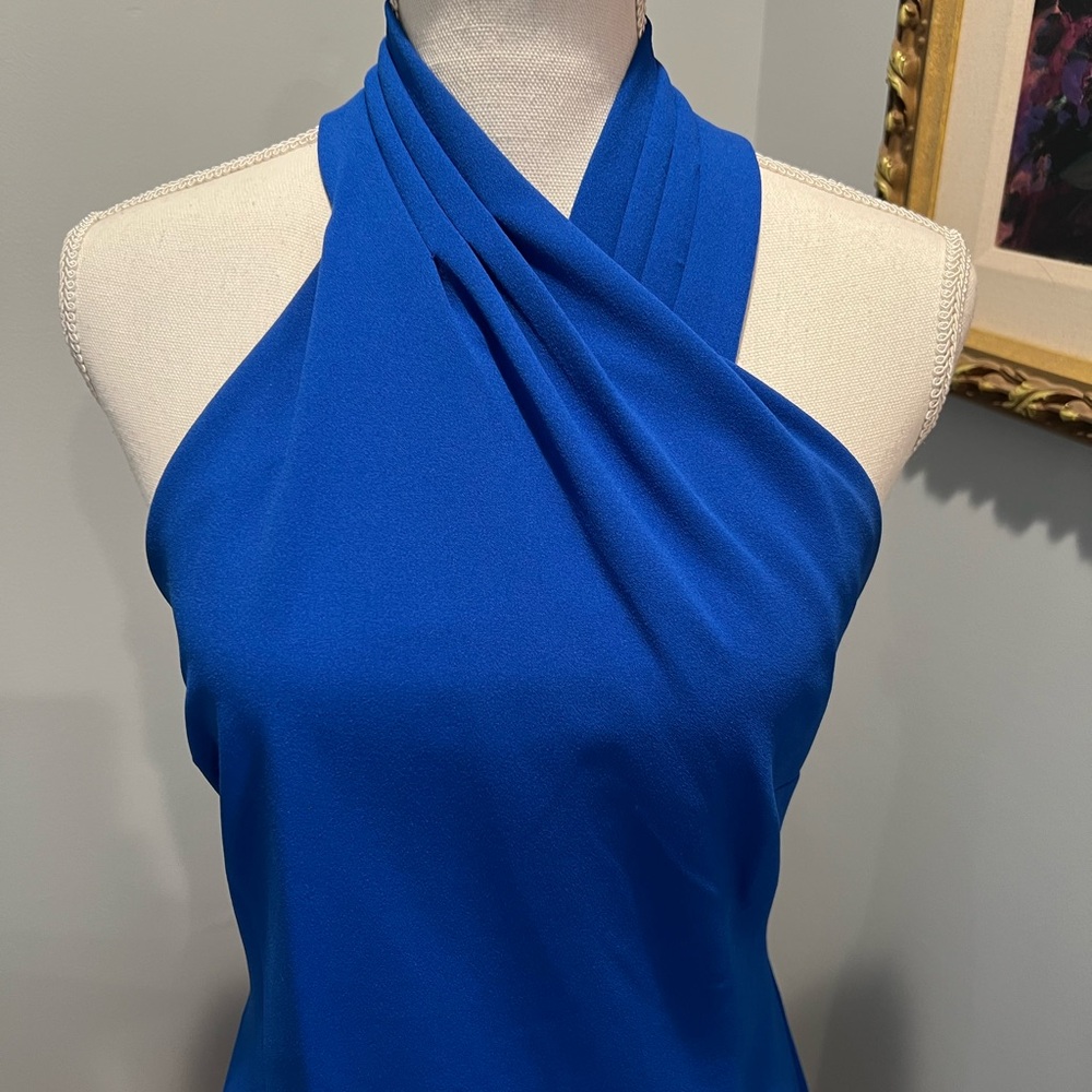 Fabulous and flattering formal dress! - Picture 5 of 5